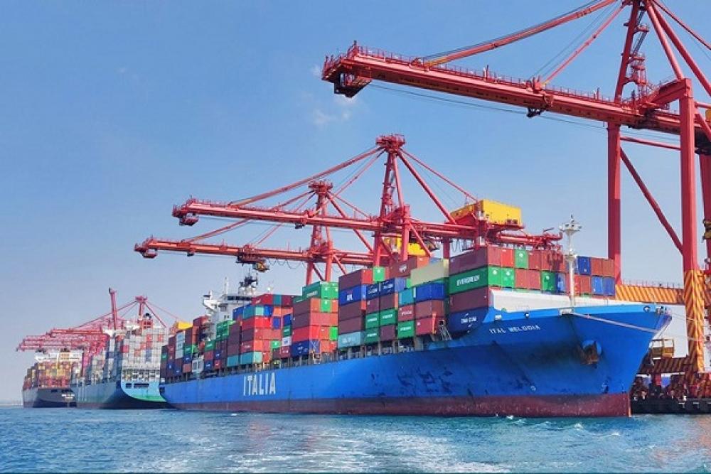 Congestion surcharges mount as strikes roll across Australian ports