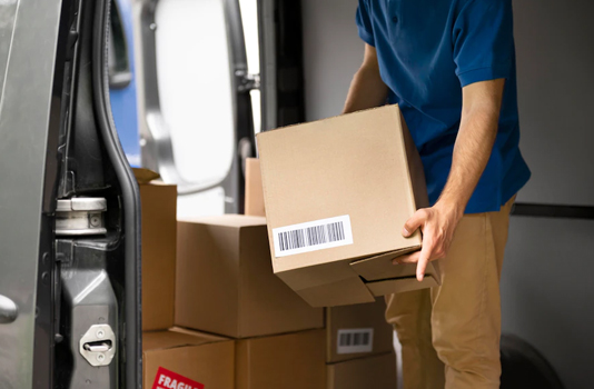 DOOR TO DOOR COURRIER